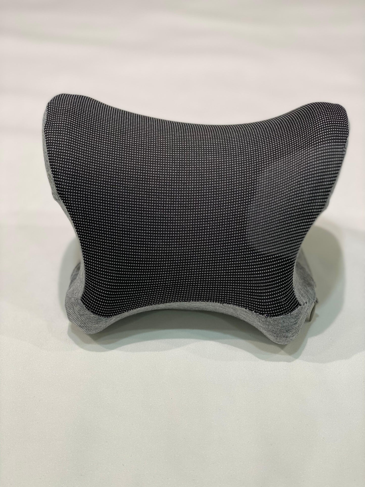 כרית גרירה לצוואר Q